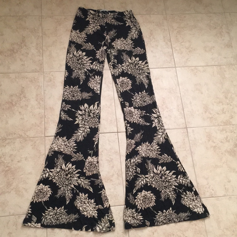 Novella Rayale bells